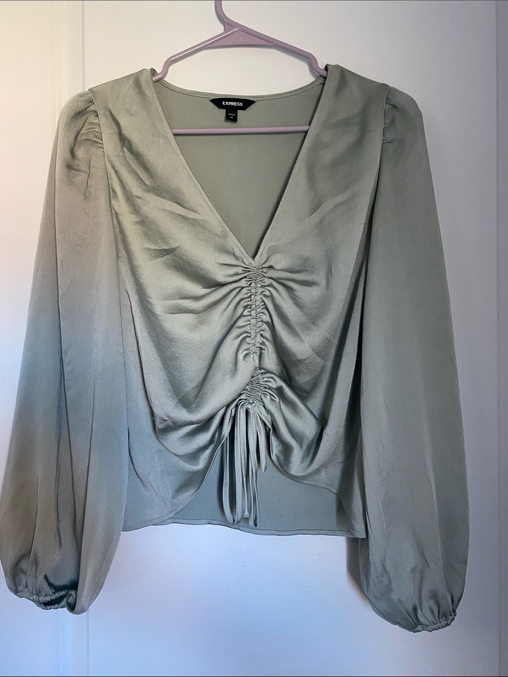 Express Sage Green Ruched V-Neck Long Sleeve Blouse Sz M